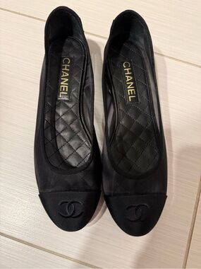 CHANEL Black Mesh Ballet Flats